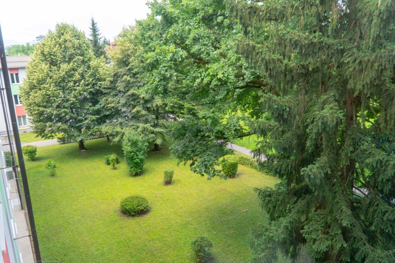 Dijaski Dom Bezigrad Ljubljana Hostel Extérieur photo