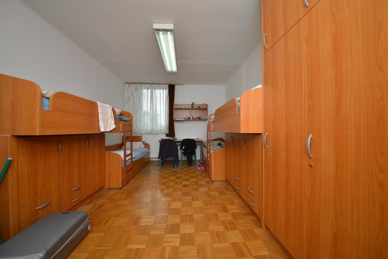 Dijaski Dom Bezigrad Ljubljana Hostel Extérieur photo