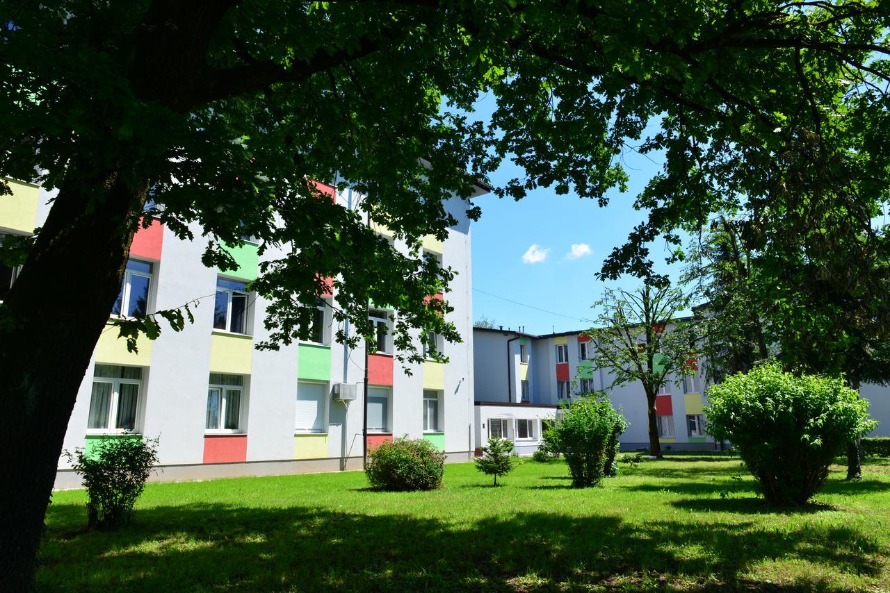Dijaski Dom Bezigrad Ljubljana Hostel Extérieur photo